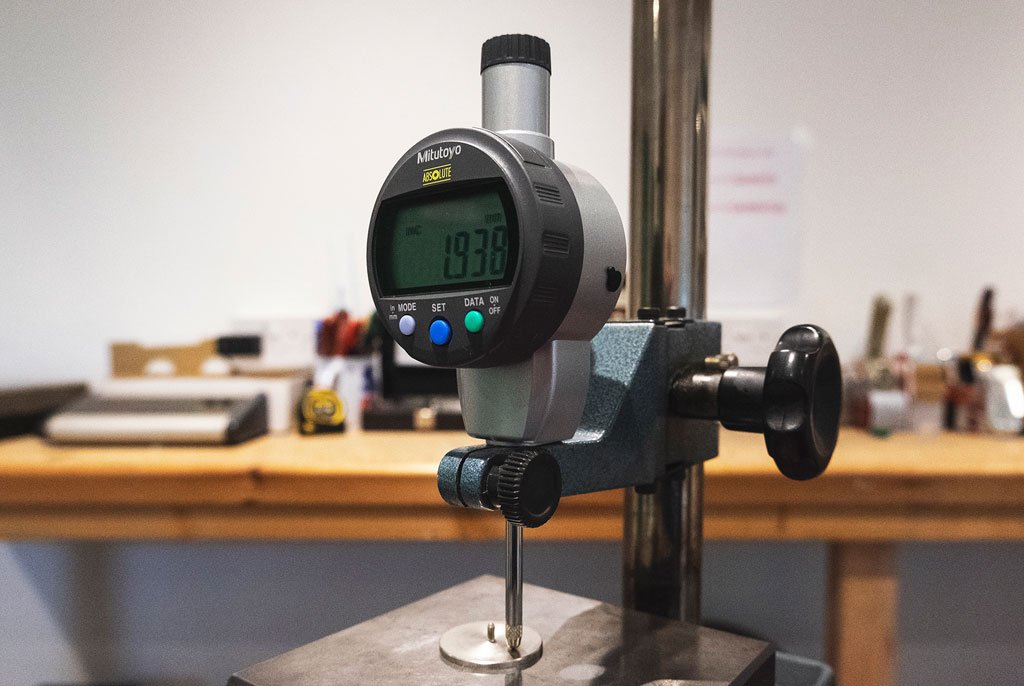 Calibrating a dial indicator for machine tools