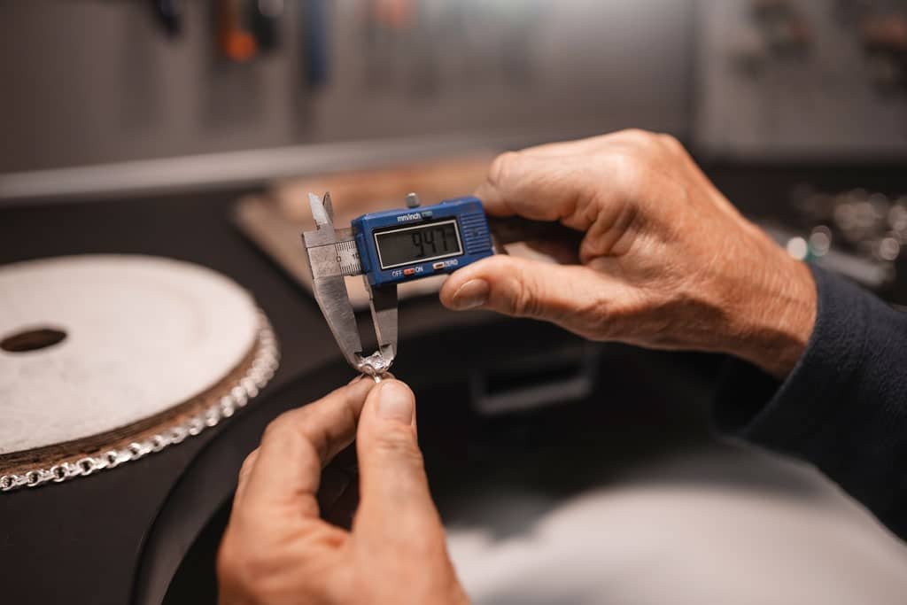 What Are Digital Calipers?